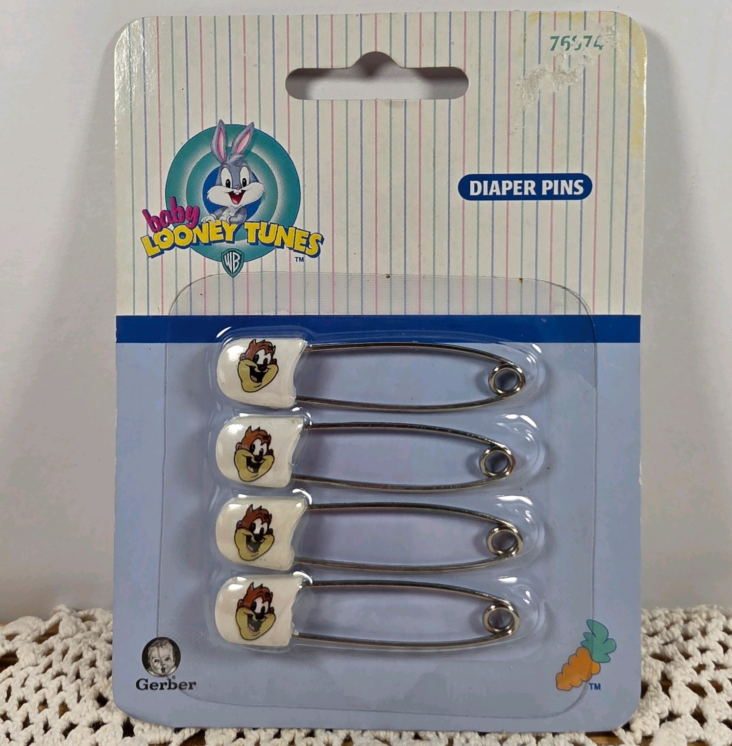Vintage Diaper Pins Warner Bros. Baby Looney Tunes Taz Sealed Set Of 4 (1997)