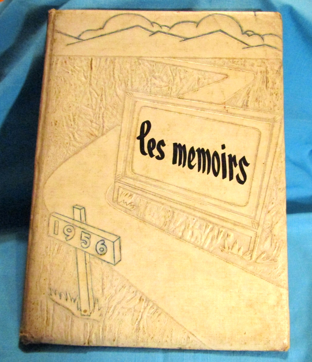 1956 les memoirs Fair Play S.C. Grades 1-12 School Yearbook