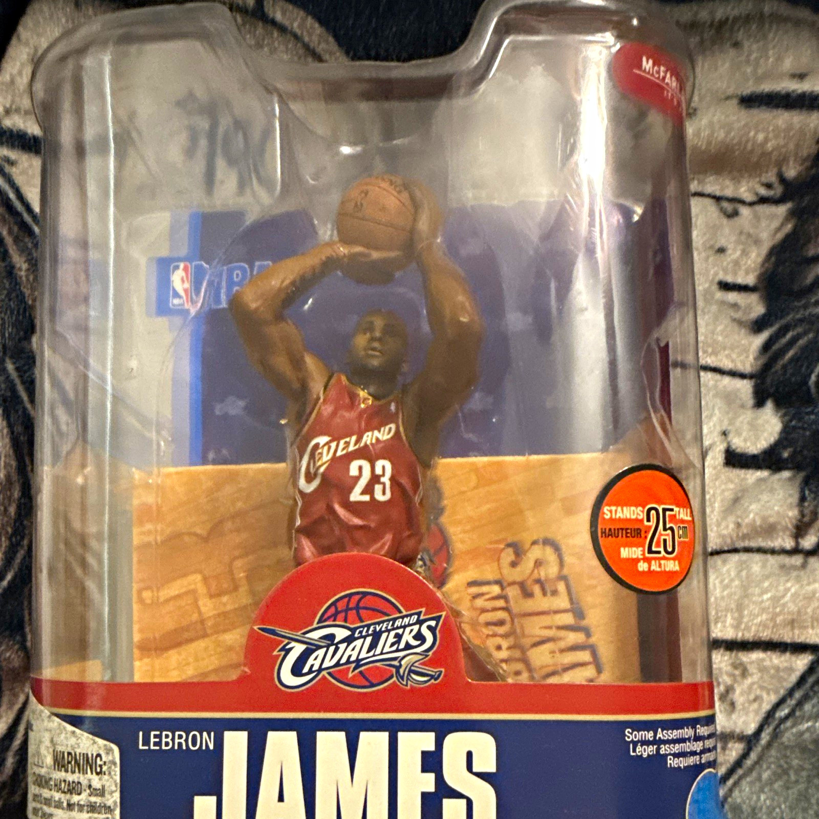 McFarlane Toys NBA LeBron James Cleveland Cavaliers 2.5 in Figure