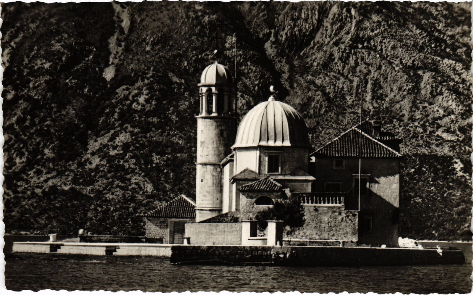 PC MONTENEGRO PERAST REAL PHOTO POSTCARD (a69947)