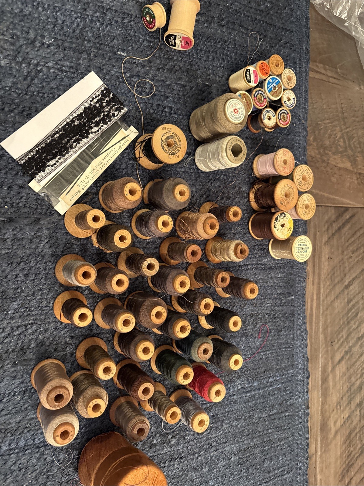 Title: Vintage Silk Thread Lot - 37 Belding Corticelli & Coats Pure Silk Spools