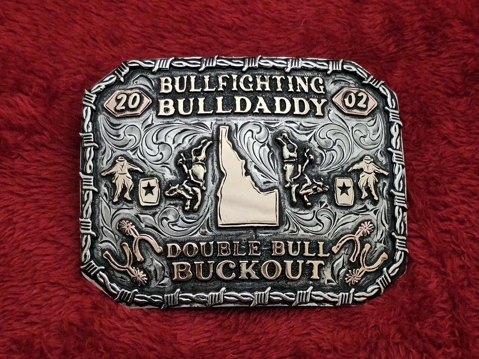 X~Treme Idaho BULLZILLA BULLFIGHTING RODEO CHAMPION TROPHY BUCKLE☆Rare☆2002☆355