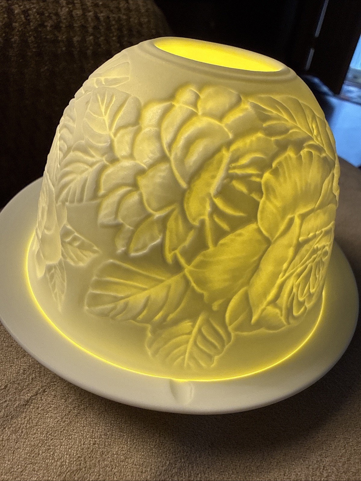 Love This PEONYS 3Piece Ceramic Candle Holder W/candle