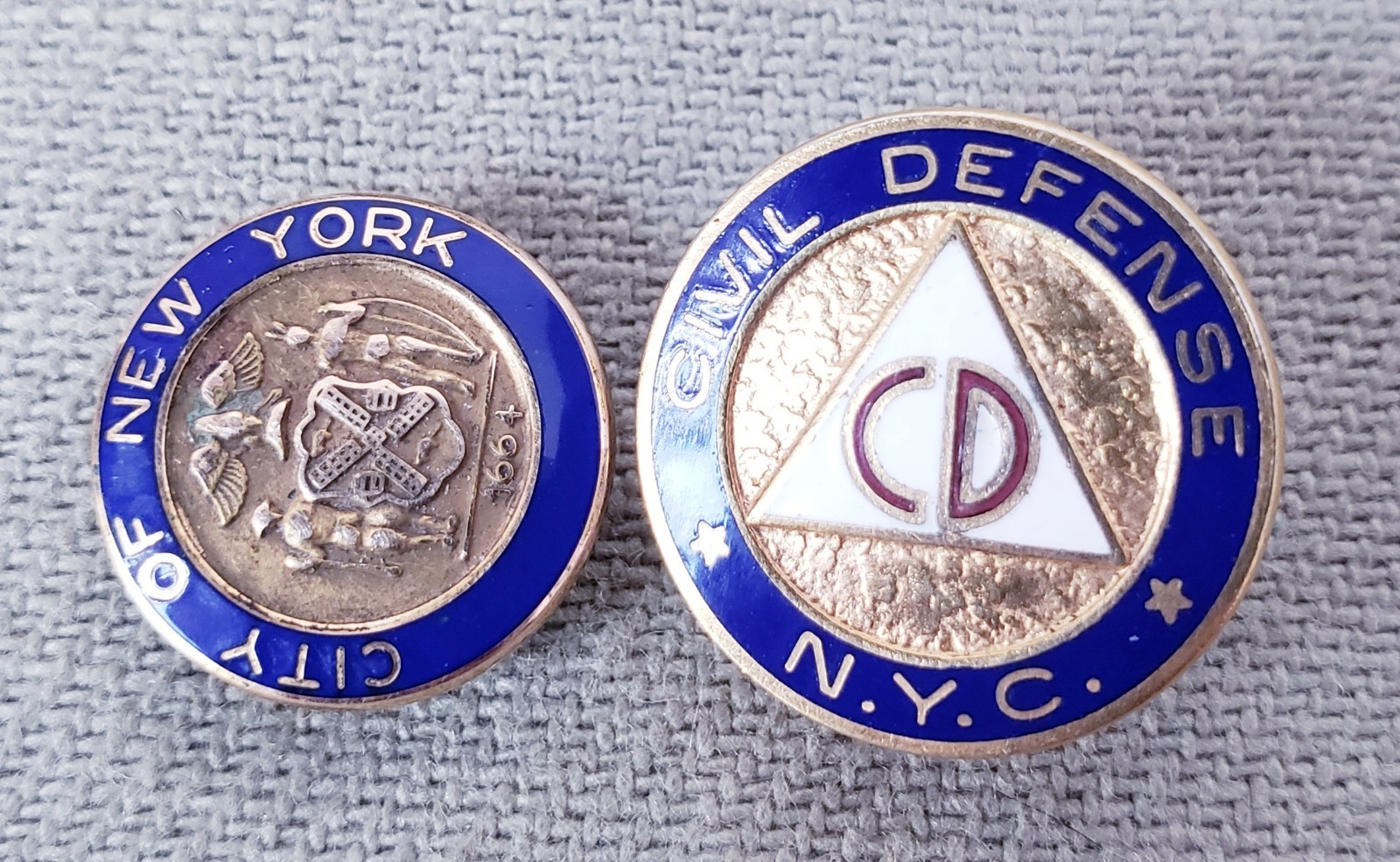Two Vintage City Of New York Lapel Pin 1/10 10K & NYC CIVIL DEFENSE Pin