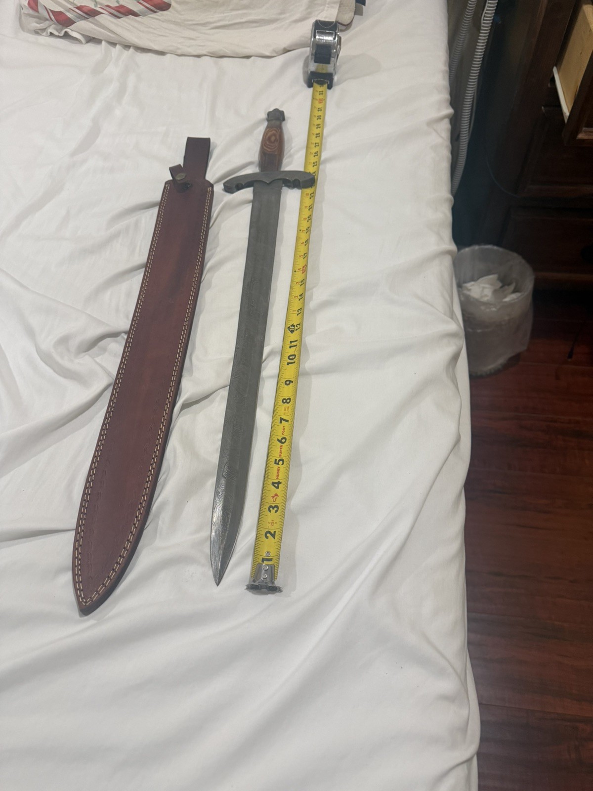 31” Handmade Damascus Viking Style Sword with Scabbard, Norse Medieval Collectib