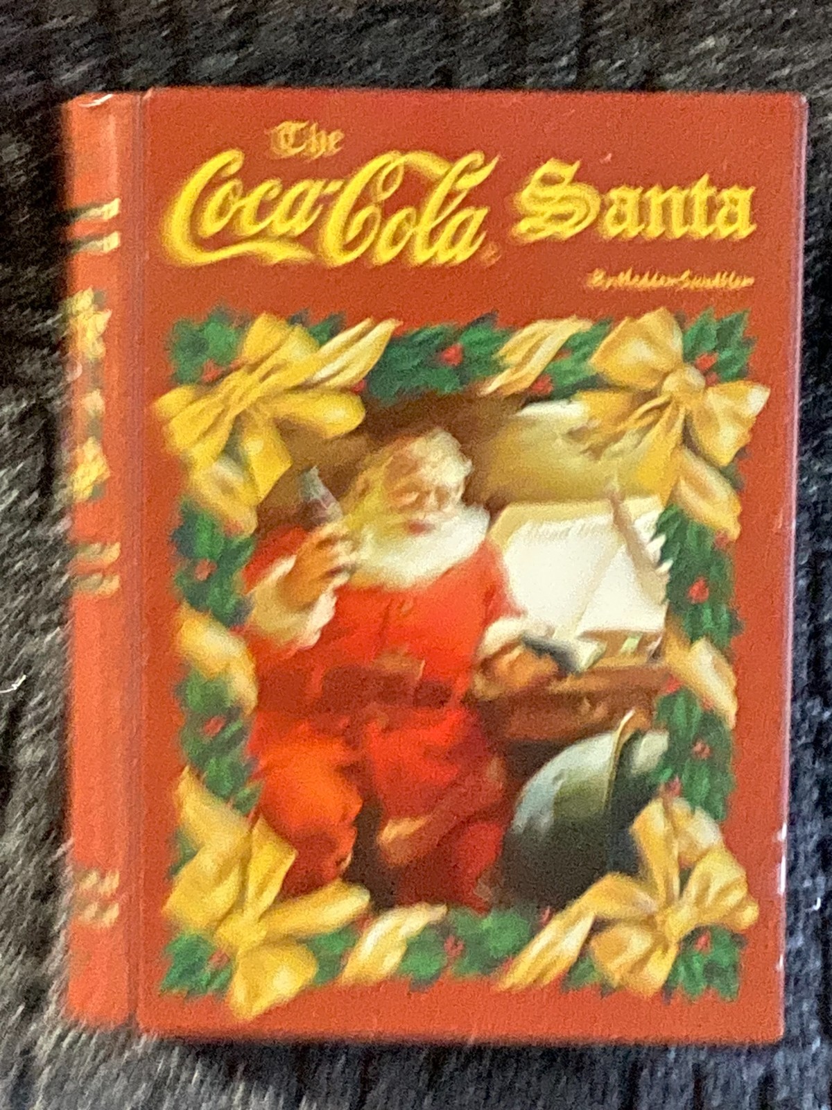Vintage THE COCA COLA SANTA by HADDON SUNDBLOM Book Shaped Tin Hinged~XLNT Vintage THE COCA COLA SANTA by HADDON SUNDBLOM Book Shaped Tin Hinged~XLNT