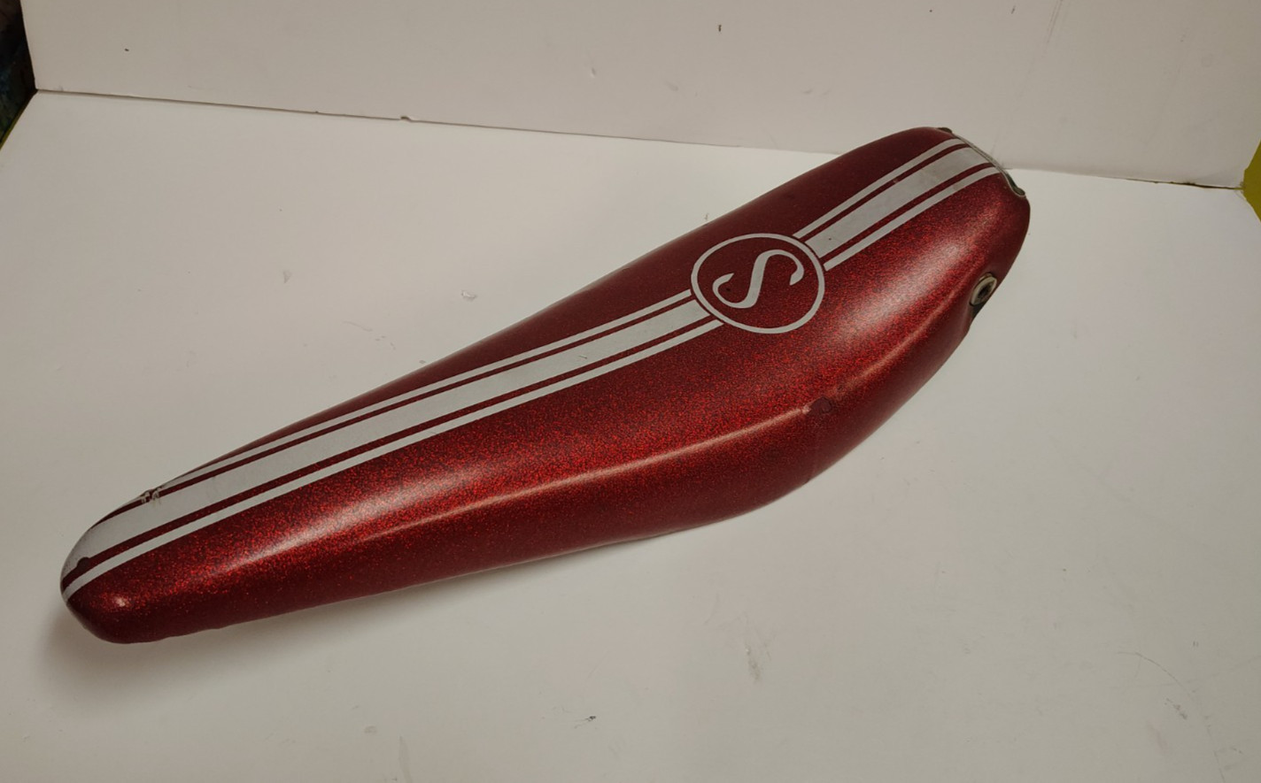 SCHWINN STINGRAY APPLE KRATE Red Glitter SEAT. Used, Original from 1998 Bicycle