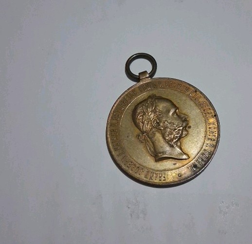 KUK War Medal Bronze Kaiser Franz Joseph Austria December 2 1873 