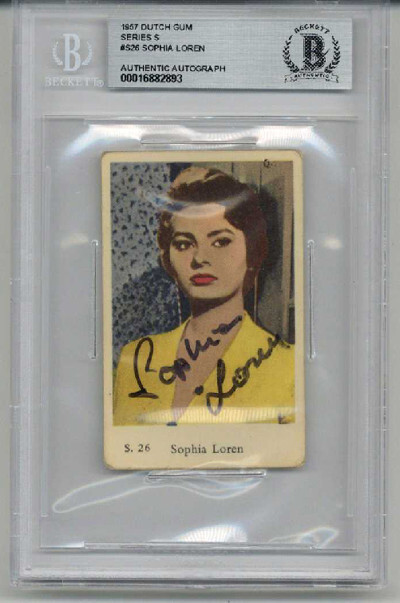SOPHIA LOREN SIGNED AUTOGRAPHED 1957 DUTCH GUM SERIES S #S26 BECKETT BAS