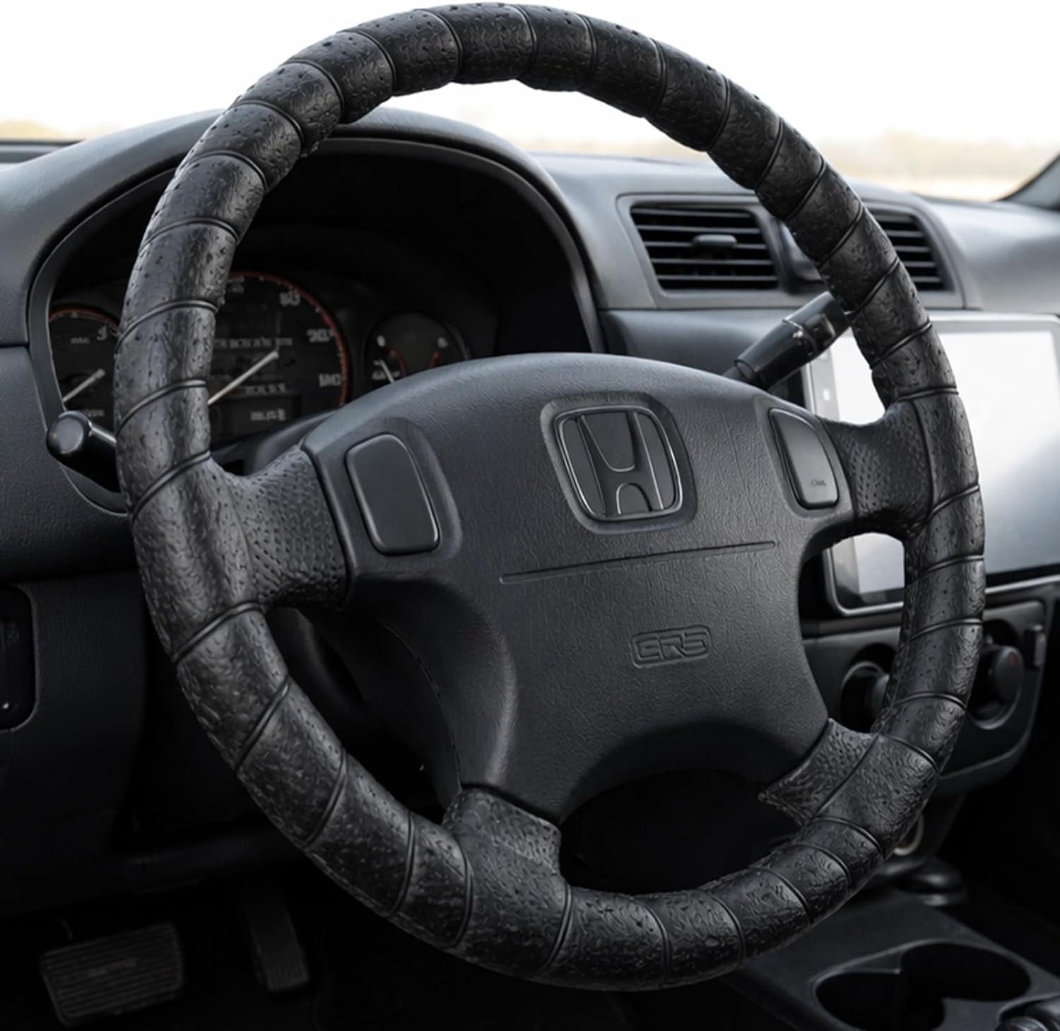 FINOO Black Lace-On Steering Wheel Cover, 14–15 Inch Universal Fit, Retro Cla...