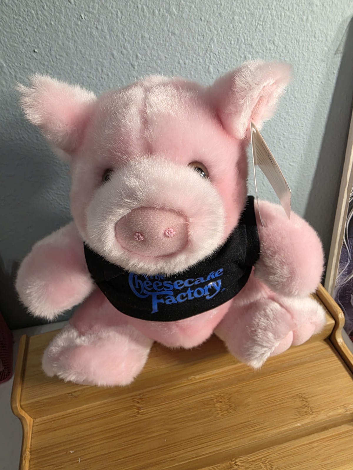 Cheesecake Factory Pinky Pig Collectible 8\