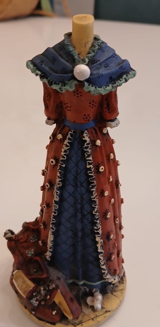 K\'s Collection Fashion Series Victorian Dress Manequin 6\