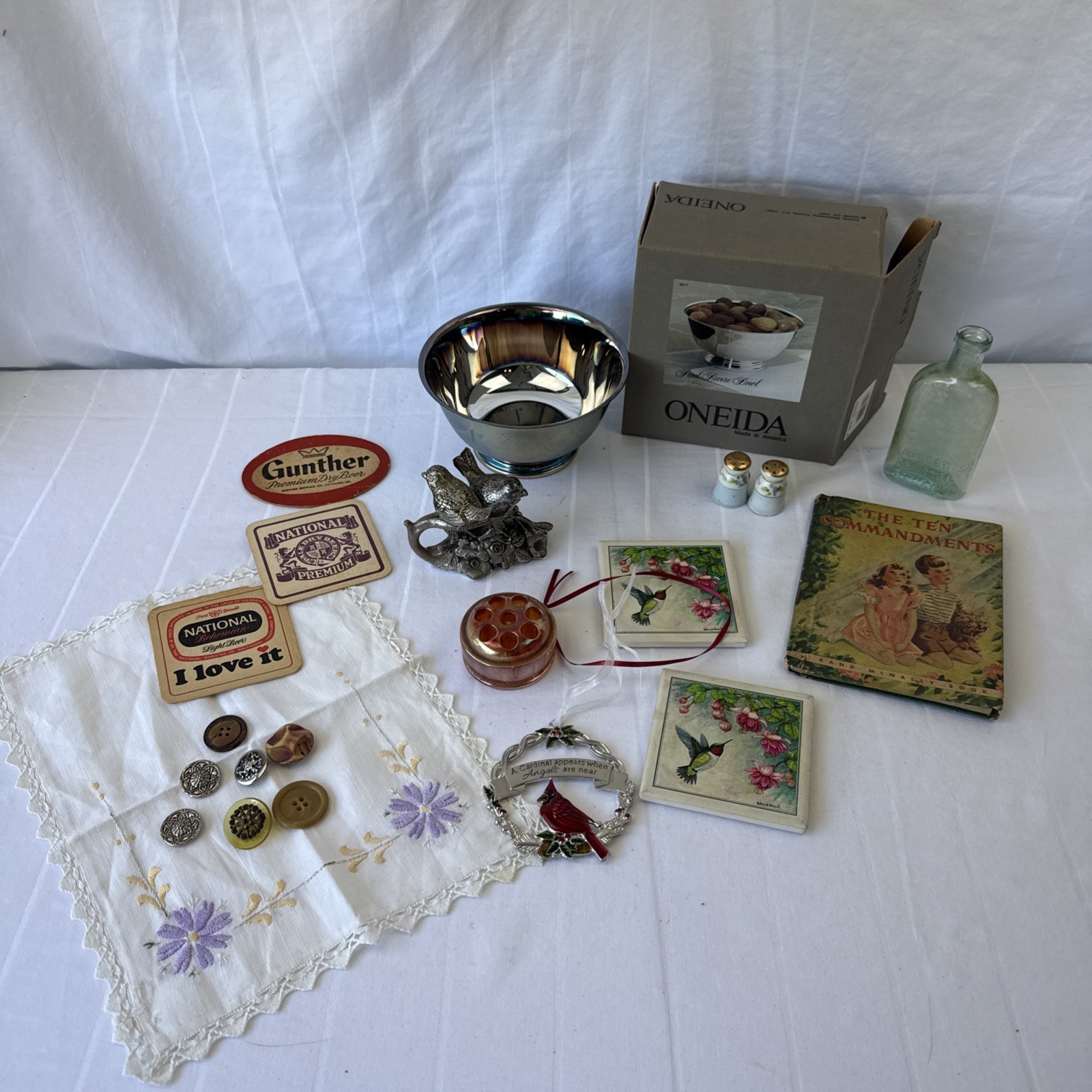 Grandma & Grandpa's Junk Drawer Lot of Vintage Collectibles, Ephemera, & MORE Grandma & Grandpa's Junk Drawer Lot of Vintage Collectibles, Ephemera, & MORE