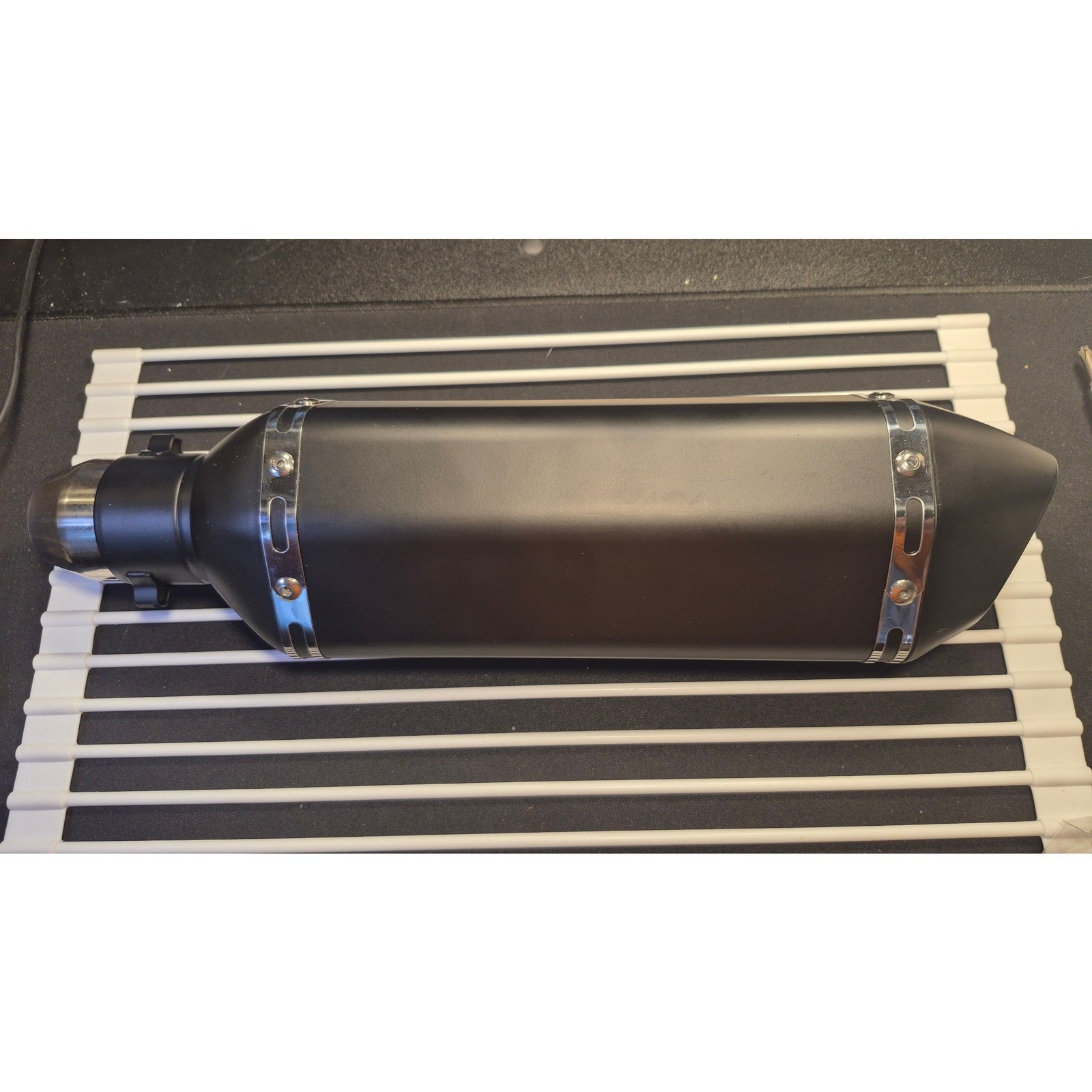 Akrapovic Quad Cut Muffler Matte Black Stainless Universal Slip On 36mm-51 mm Akrapovic Quad Cut Muffler Matte Black Stainless Universal Slip On 36mm-51 mm