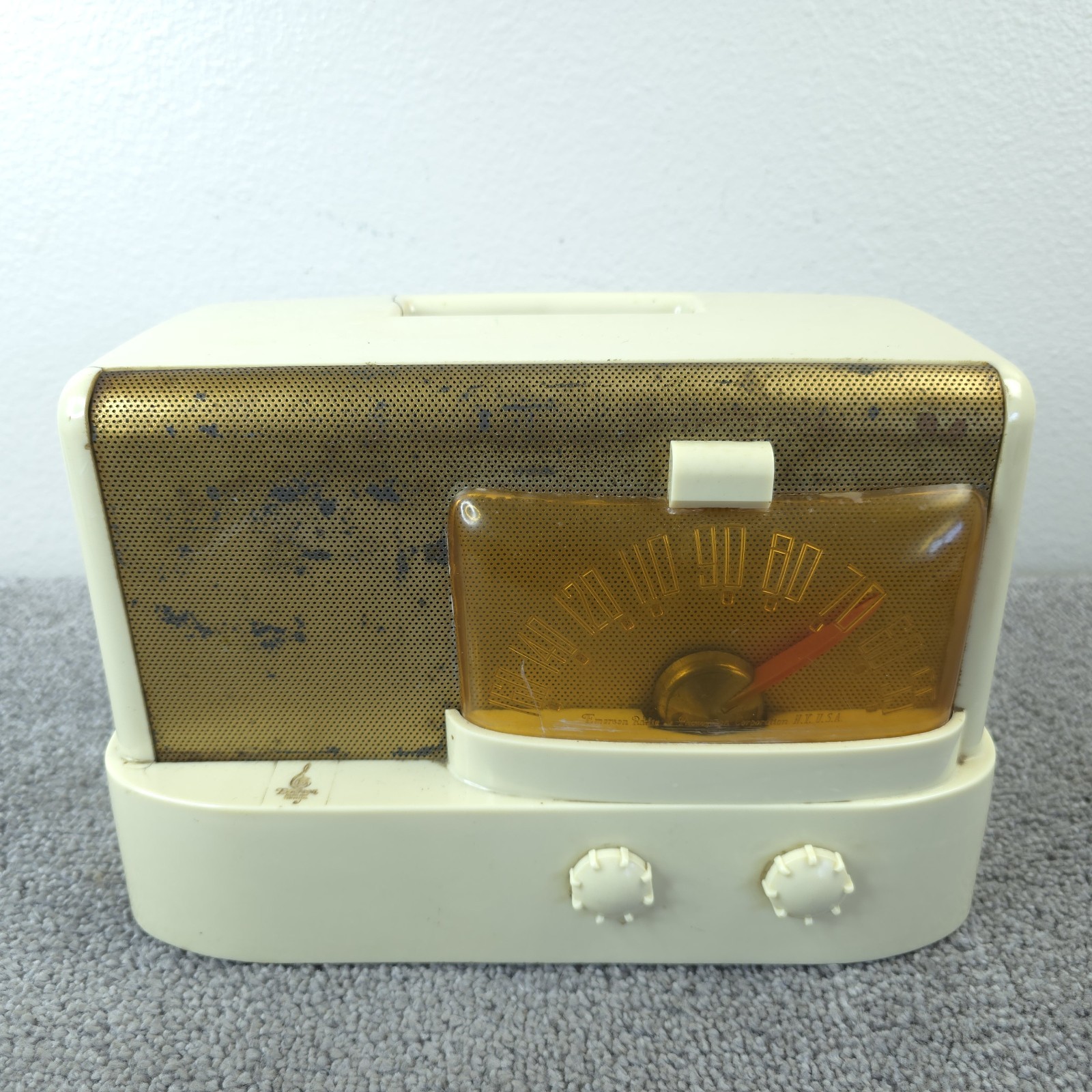 Emerson Tube Radio Moderne 511 Vintage AM White Plaskon Cabinet Display ONLY