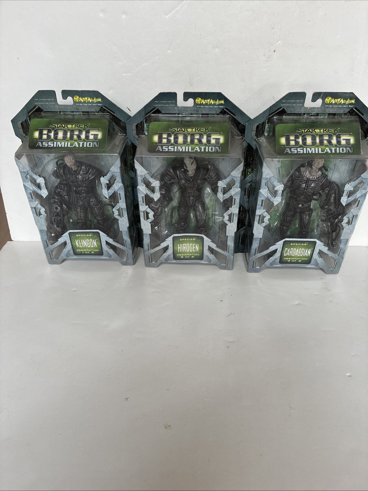 ART ASYLUM ACTION FIGURE STAR TREK VINTAGE NEW BORG ASSIMILATION full set