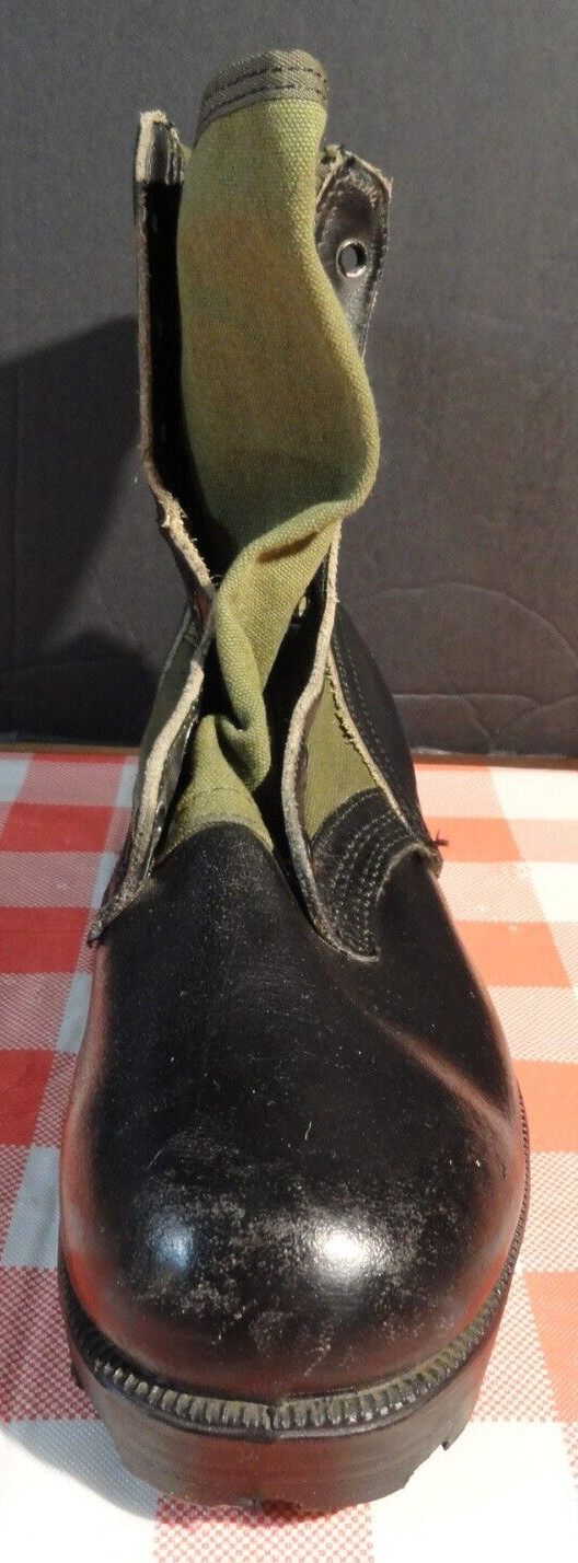 RO SEARCH NO YEAR VISIBLE COMBAT GREEN JUNGLE SINGLE LEFT BOOT ONLY 6R