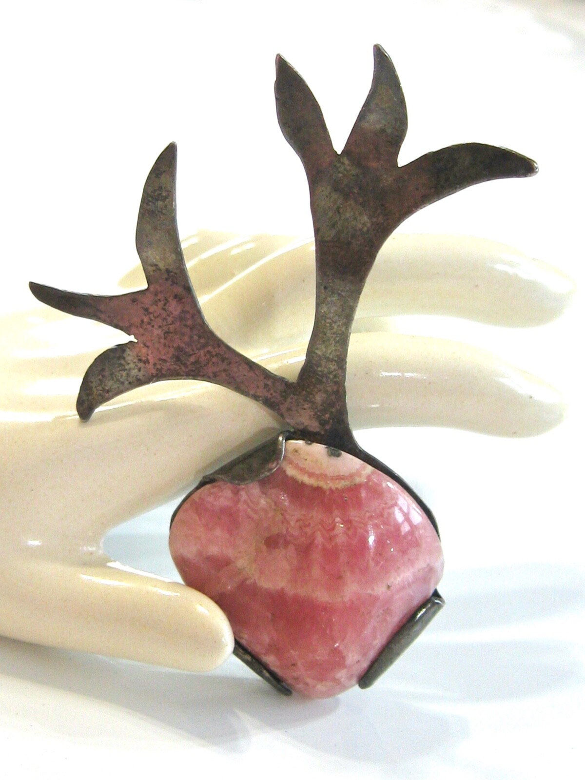 VINTAGE HAND MADE STERLING SILVER BLEEDING HEART RHODOCHROSITE GEM PIN BROOCH 