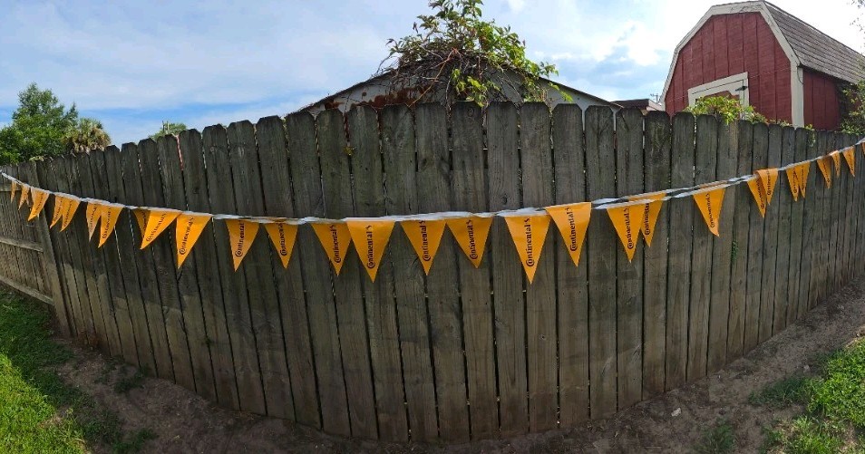 Continental Tires Promo Pennant Banner String 50ft – Yellow / Black NOS