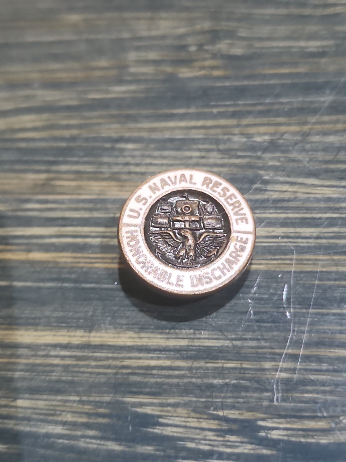 10-NAVY RESERVE-USN HONORABLE DISCHARGE PIN -Lapel, Button WWII