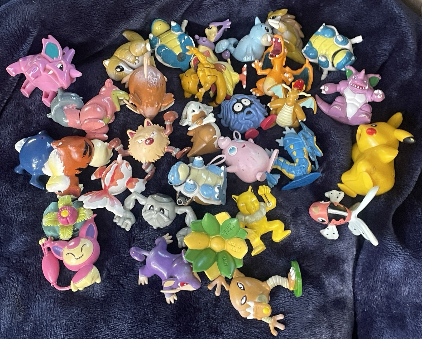 Vintage Pokemon 32 Figure Lot TOMY CGTSJ Pikachu Charizard Blastoise Nintendo