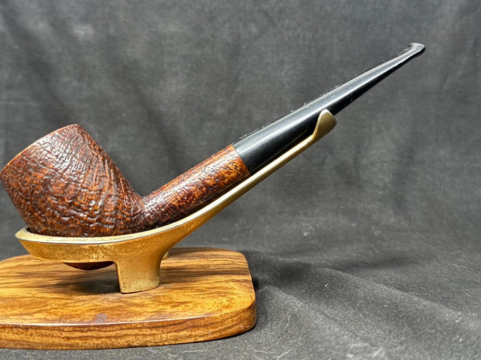 Vintage Loewe & Co. “Drake” Sandblast Billiard Pipe – Circa 1920s–1940s, Middle Vintage Loewe & Co. “Drake” Sandblast Billiard Pipe – Circa 1920s–1940s, Middle