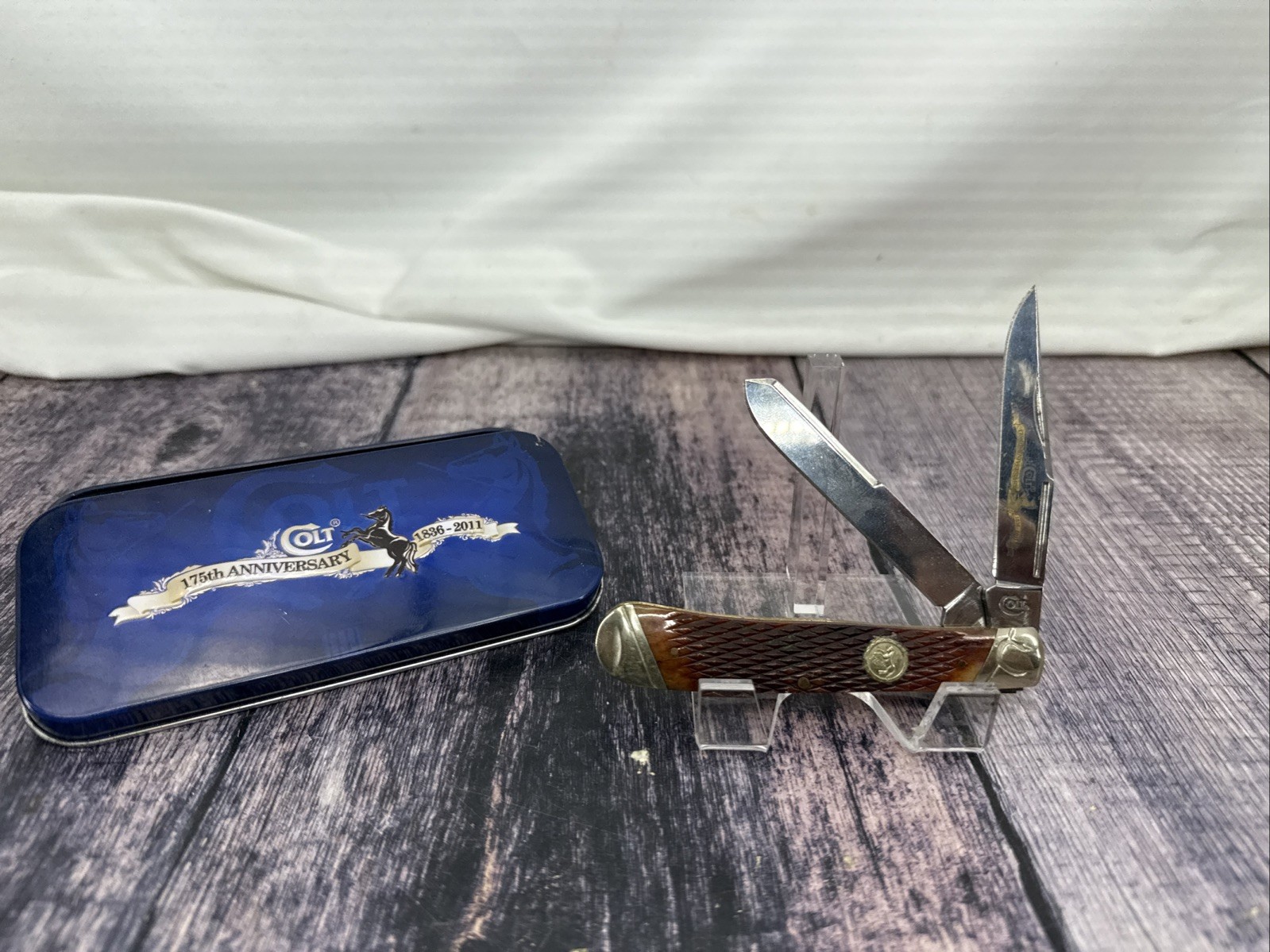 Colt 175th Anniversary 1836-2011 Trapper Pocket Knife CT366 w/ Tin Box New Colt 175th Anniversary 1836-2011 Trapper Pocket Knife CT366 w/ Tin Box New