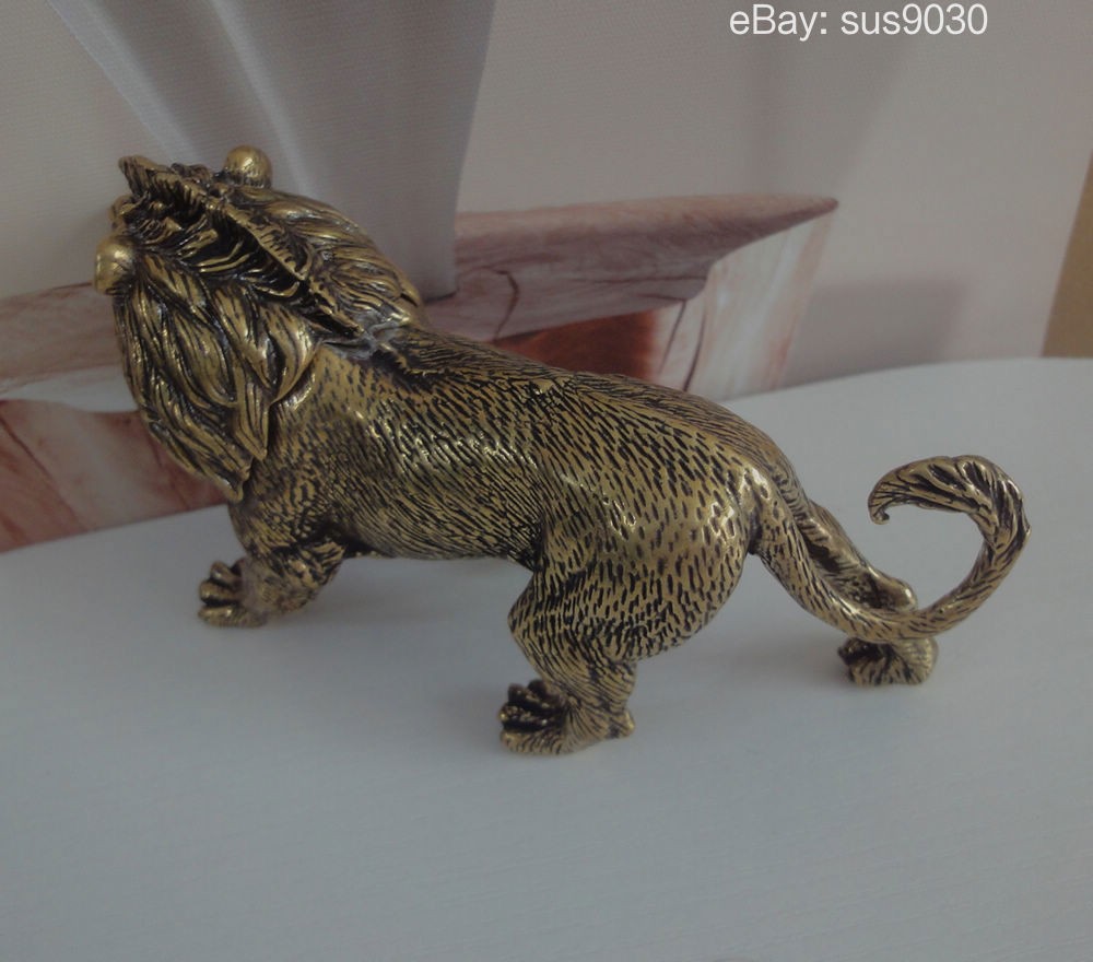 Vintage Heavy Solid Brass Lion Figurine 3D Animal Statue for Home Garden Decor