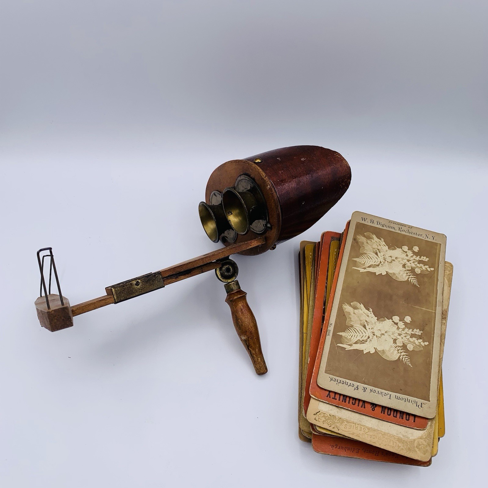 Antique Graphoscope Stereoscope pat 1896 plus 27 Cards Antique Graphoscope Stereoscope pat 1896 plus 27 Cards