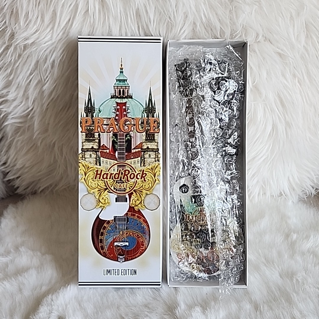 HARD ROCK CAFE PRAGUE  9.5” TALL MINI CITY TEE GUITAR STAND & BOX NIB