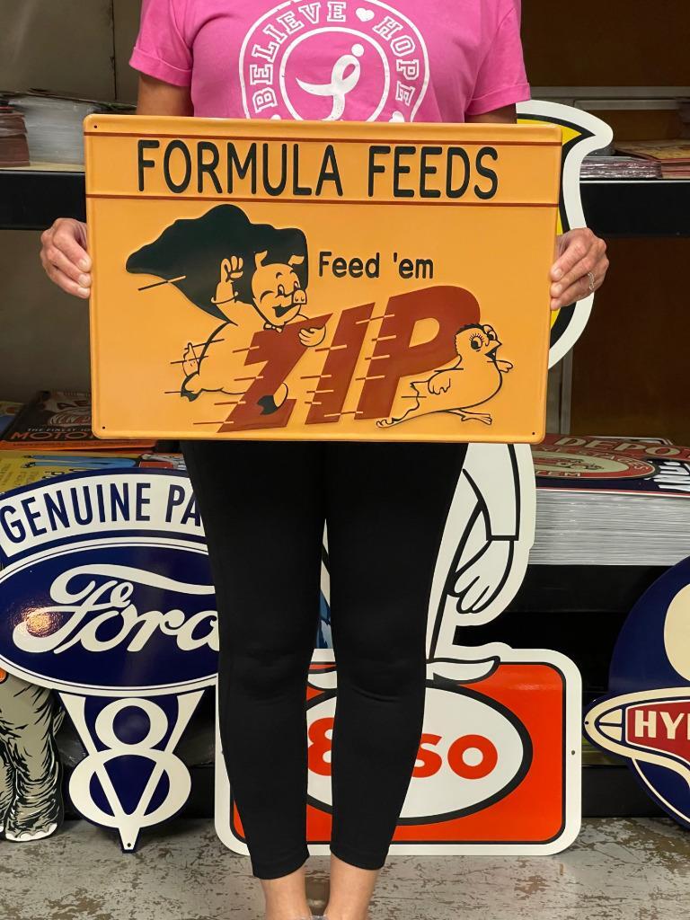 Antique Vintage Old Style Zip Farm Feeds Formula Pig Made USA
