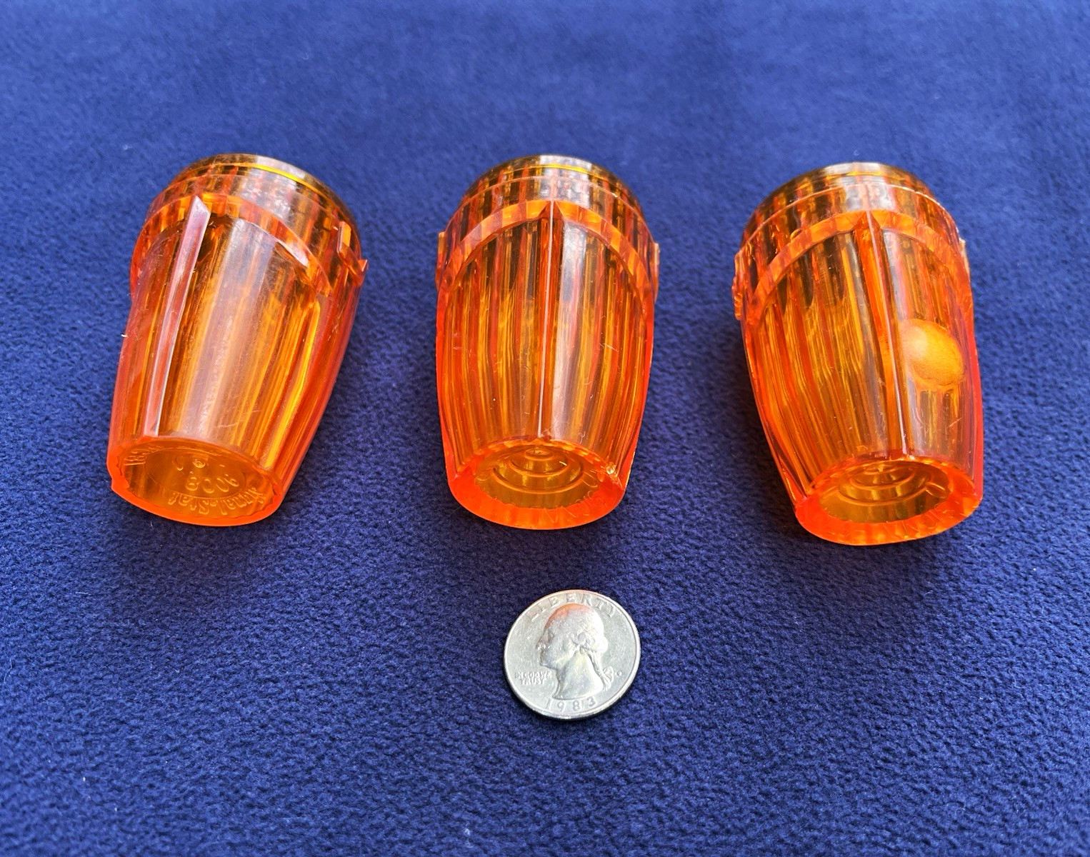 Kenworth W 900 fender marker light. Set of 3 Vintage 1970s Ribbed