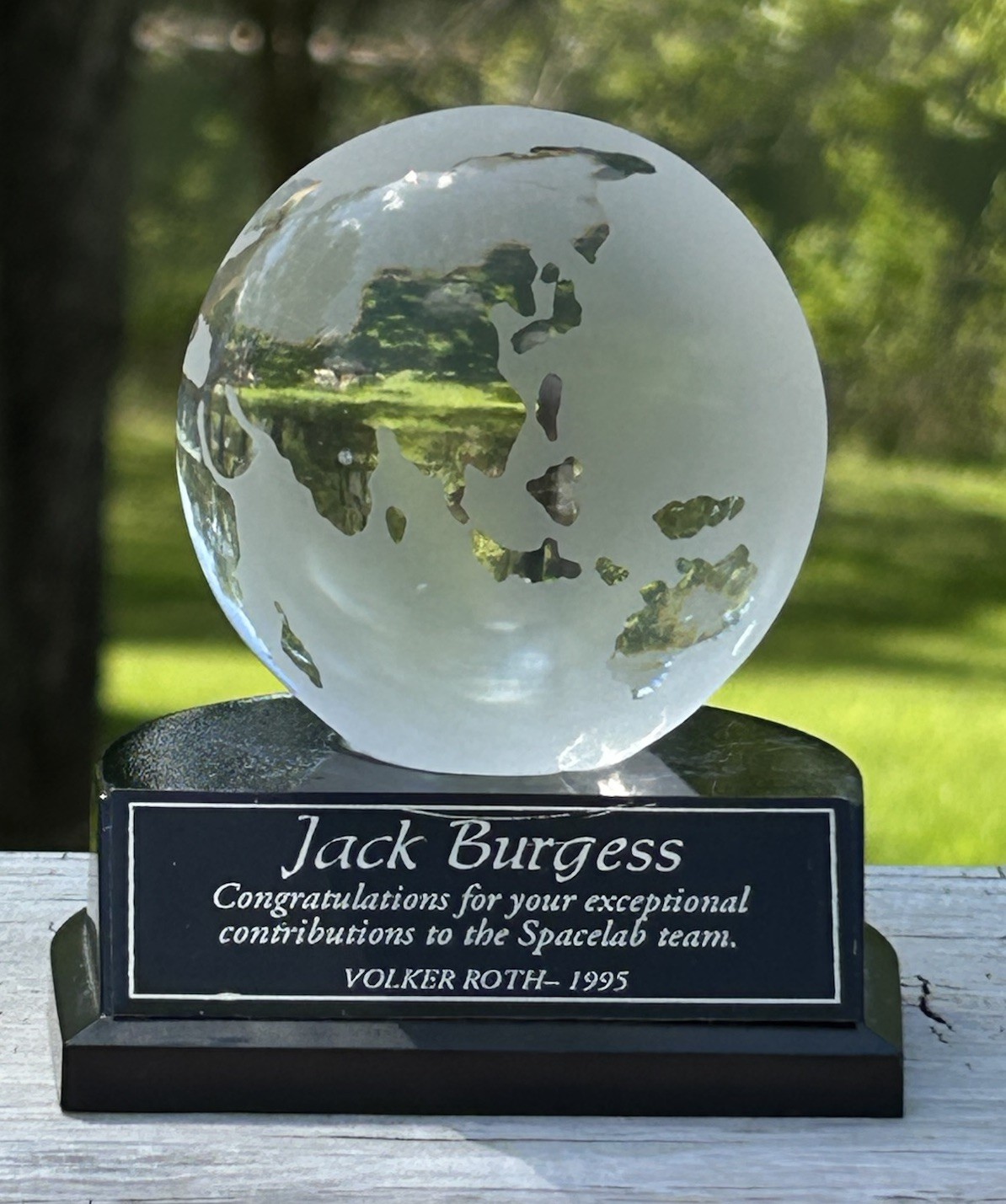 1995 NASA SPACELAB Contribution Award Trophy FROSTED CRYSTAL GLOBE V.Roth Direct