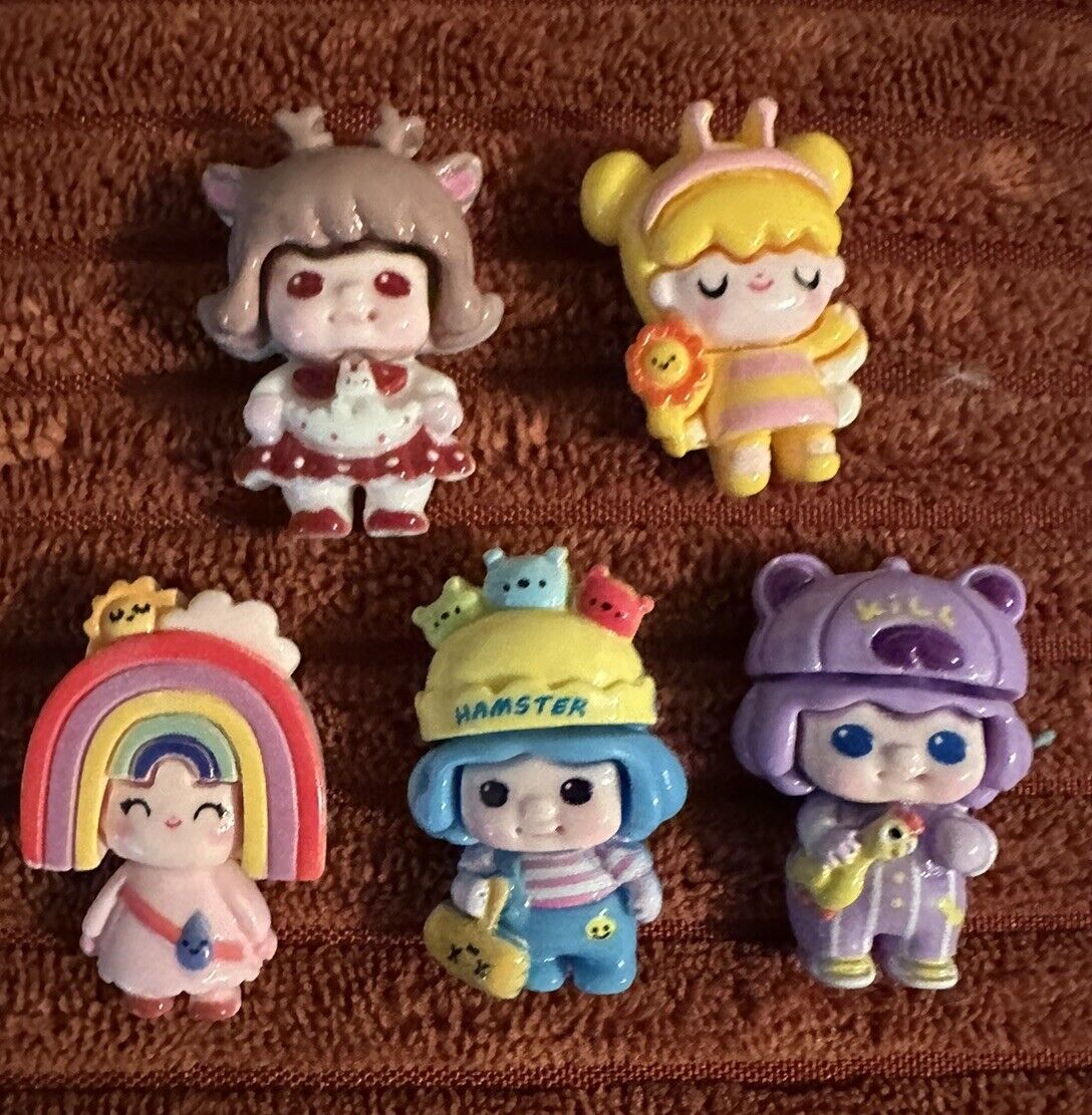Set Of 5 Resin Cute Character Refrigerator Magnets