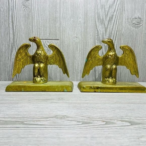 Fine vintage Heavy Cast Brass Eagle Bookends retro decorations patriotic