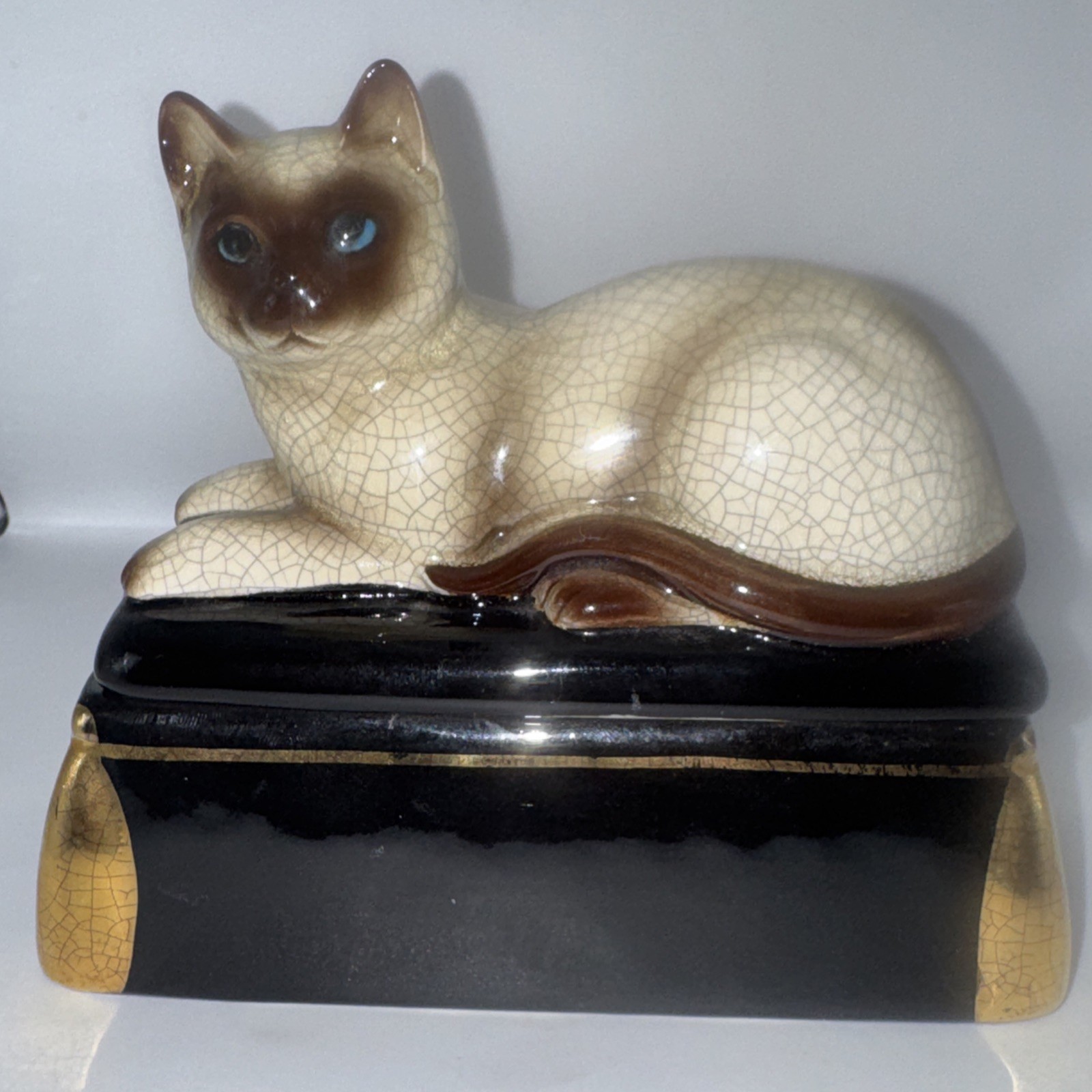 Vintage MCM TAKAHASHI Coffin Trinket Box Crackle Siamese Cat Ceramic Japan 5.5\