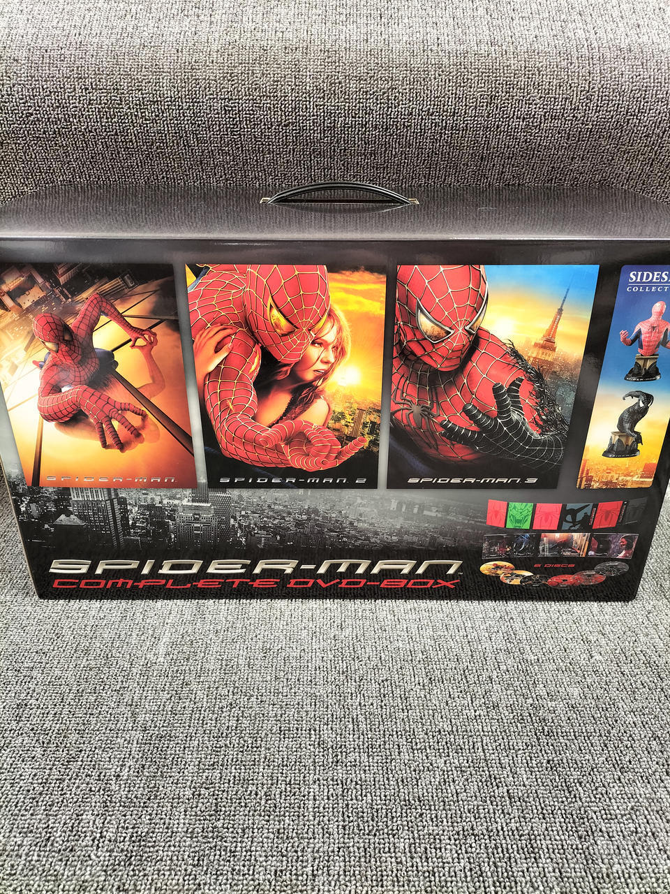 Sony Pictures Entertainment Complete Box Bundled Items Spider-Man Limited Figure