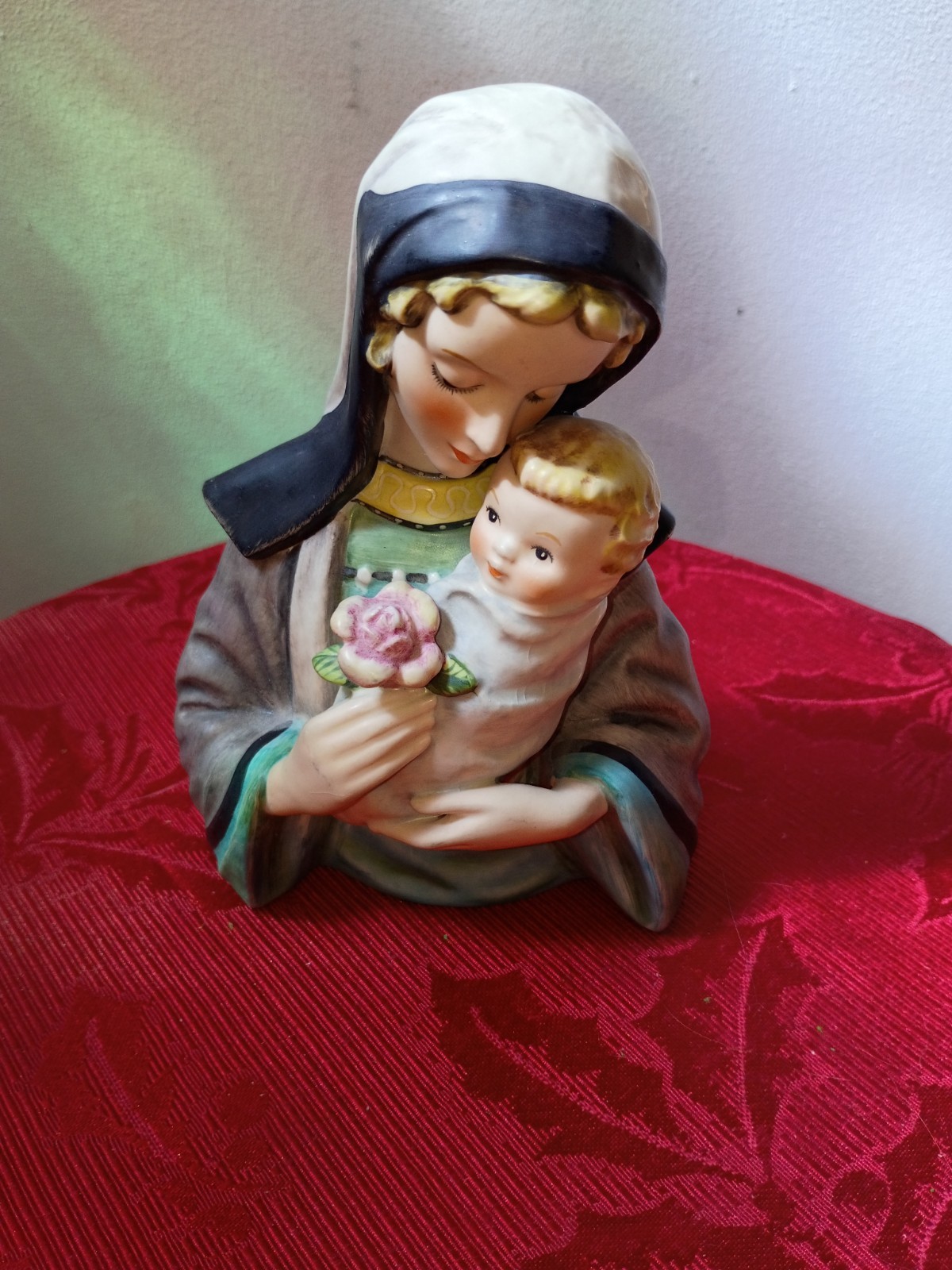 Goebel Madonna and Child Mary Baby Jesus Figurine Germany Rob 407  Robinson