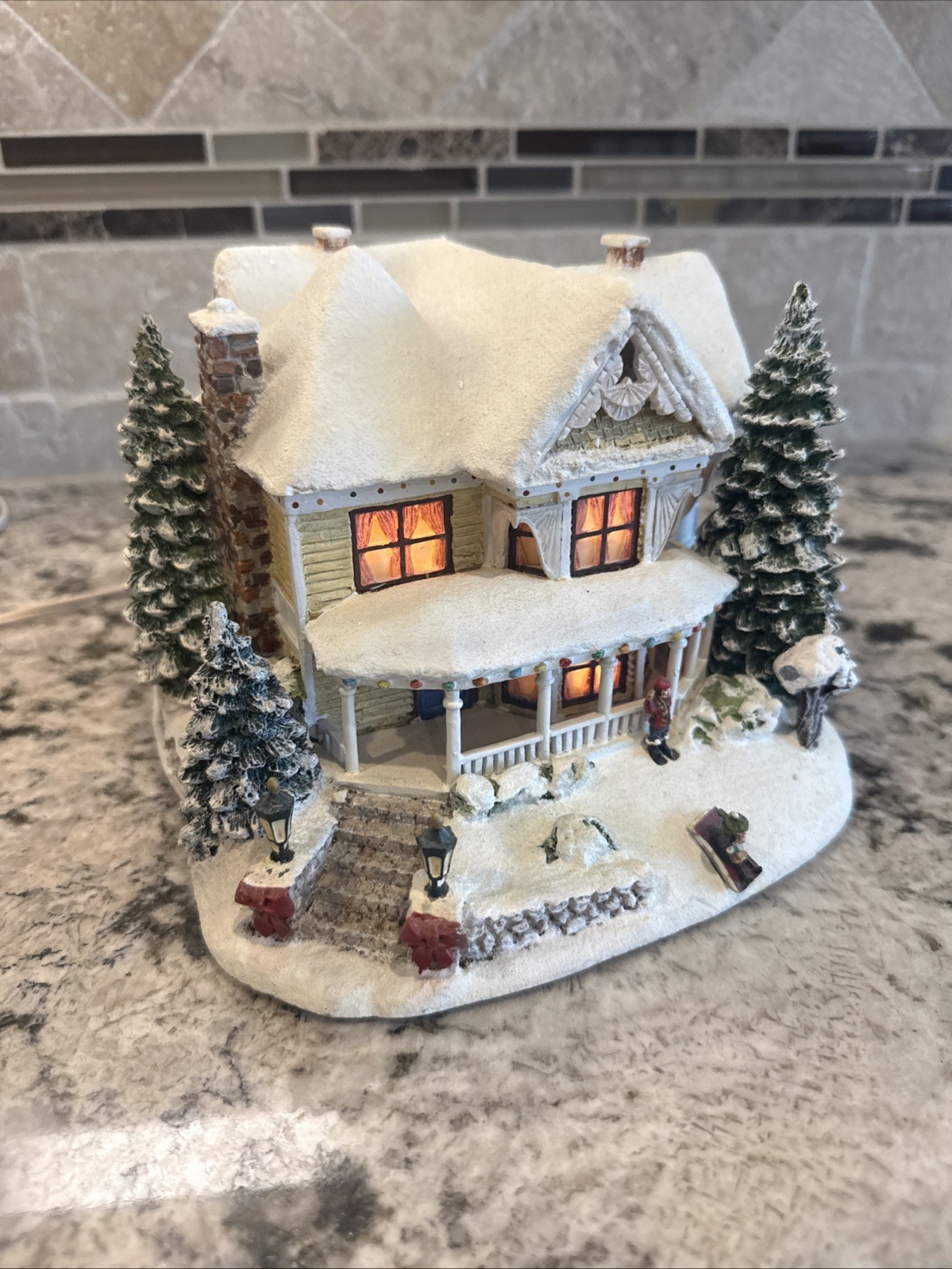 Thomas Kincaid Hawthorne Village Victorian Homestead Illuminated Styrofoam Pack