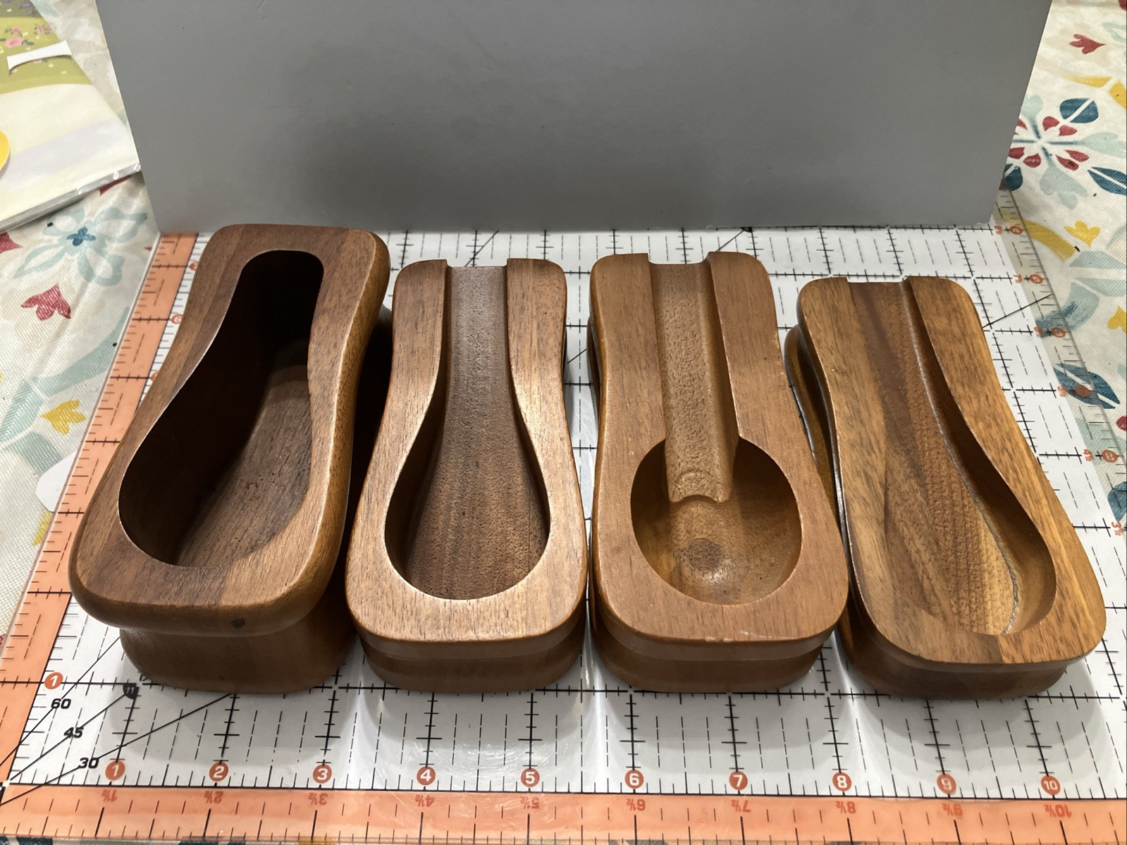 Group Of (4) Decatur  Walnut Single Pipe Cradle Rack Holder Display Stand