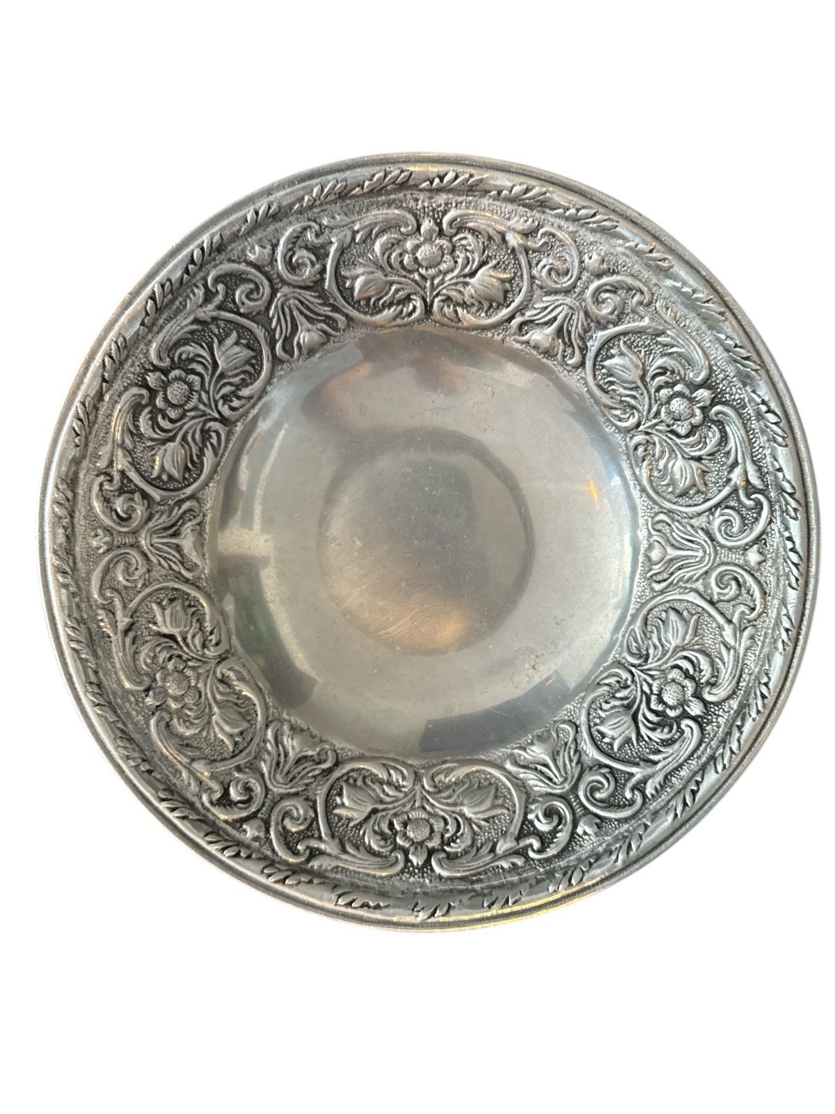 Wilton Armetale Pewter Floral Bowl 12 3/4
