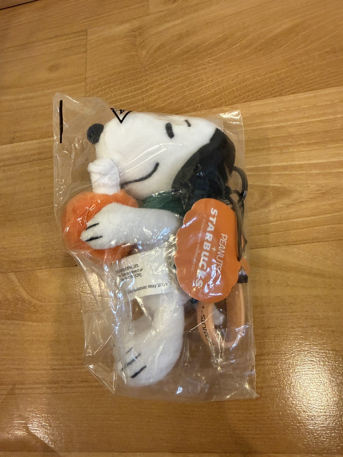 SEALED New Starbucks x Peanuts Snoopy Keychain Plush Halloween Pumpkin 2026