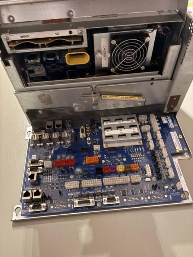 WMS SCIENTIFIC GAMES S32 CPU 3.2X WITH BACKPLANE & VIDEO CARD USED & UNTESTED