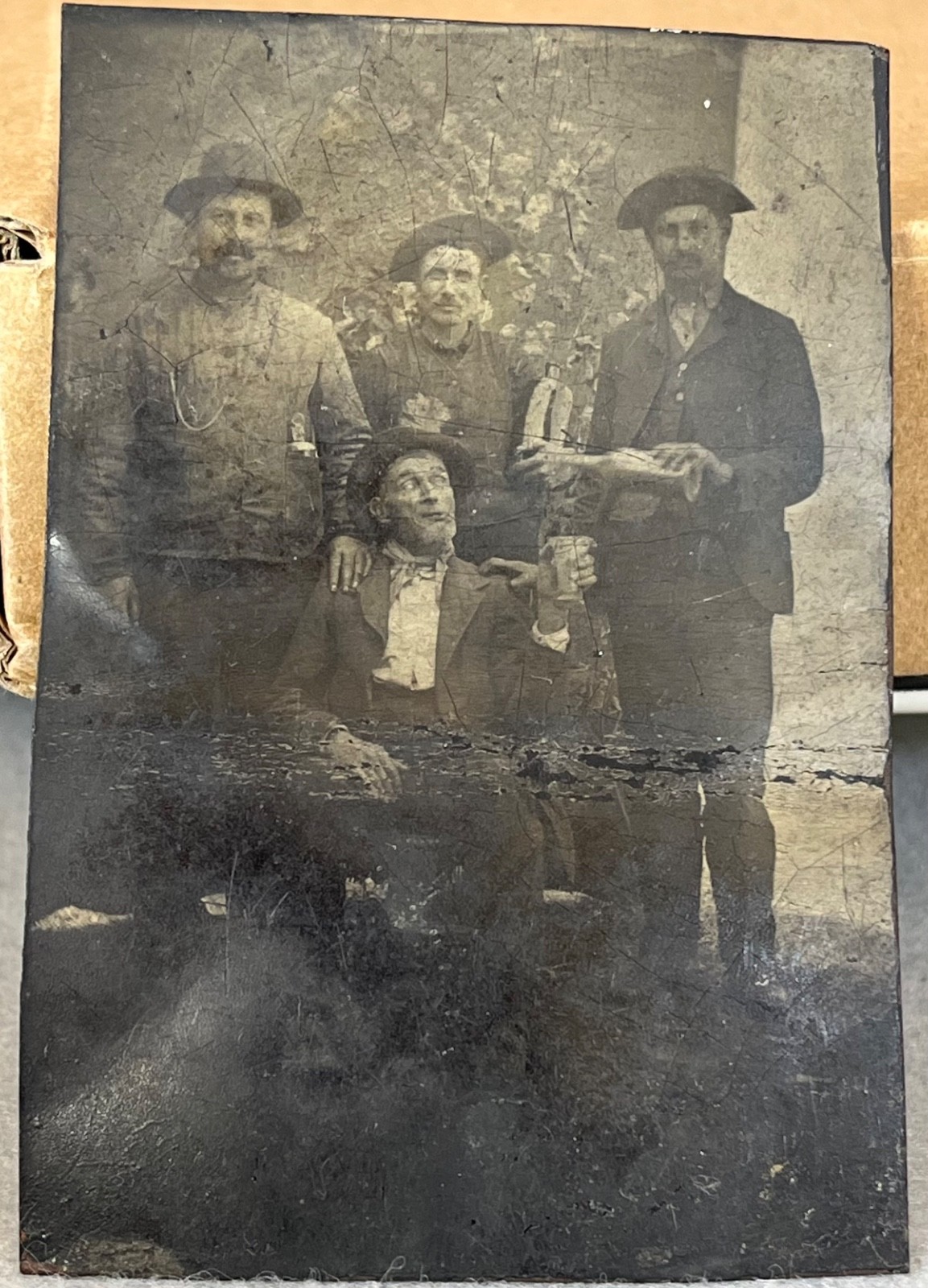 Antique Tintype Photo Men Beer Steins Bottles c1885-1905 Quarter Plate