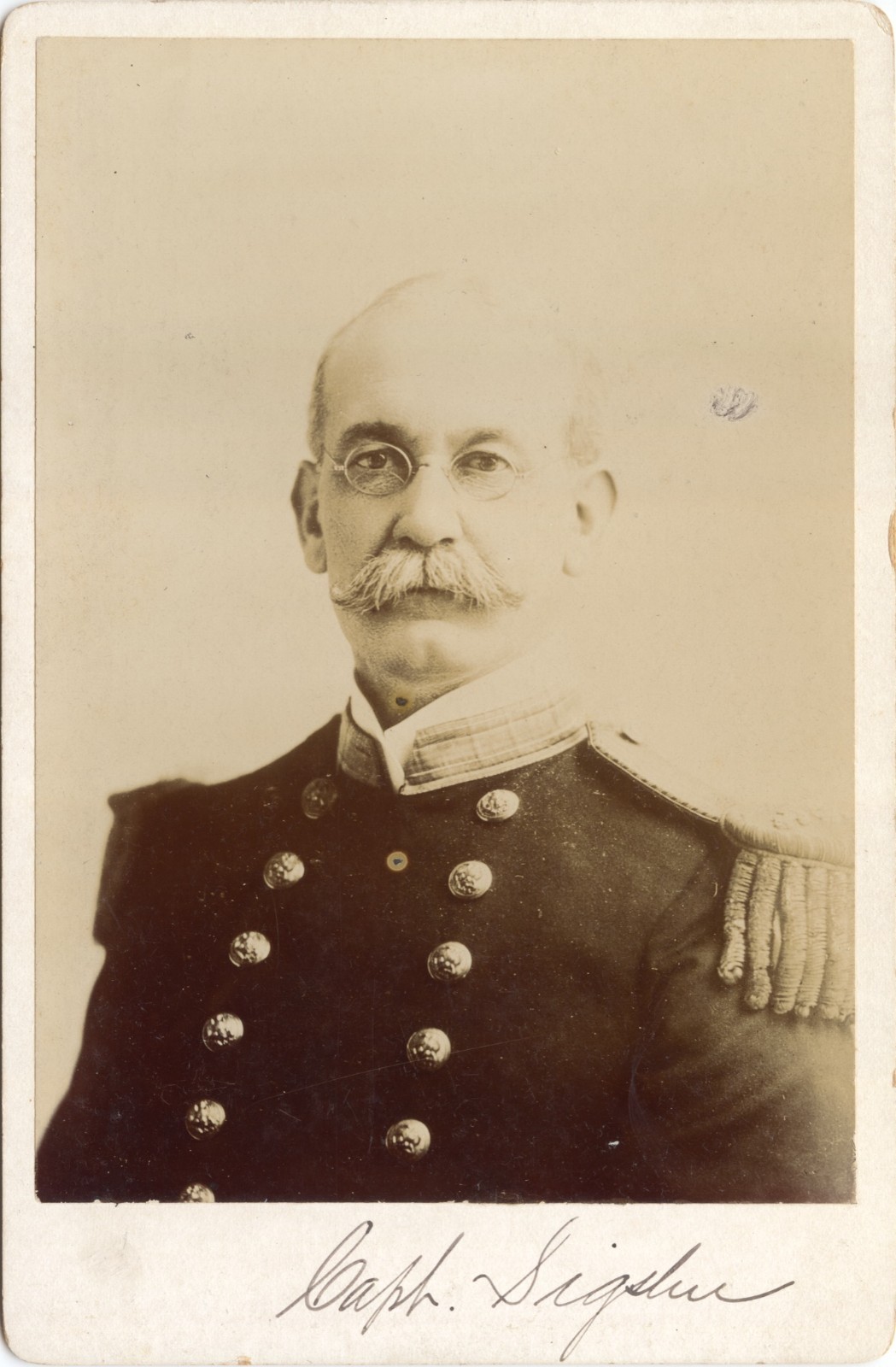 Signed Capt Charles D Sigsbee Photo REMEMBER THE USS MAINE 1890 Navy Autograph