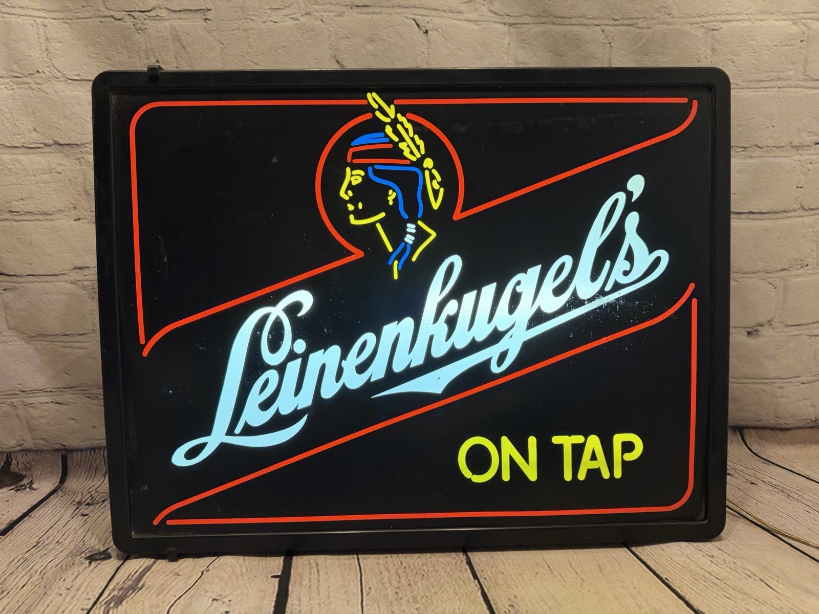 Vintage Leinenkugel's Beer Lighted Sign On Tap Chippewa Falls WI Indian Maiden