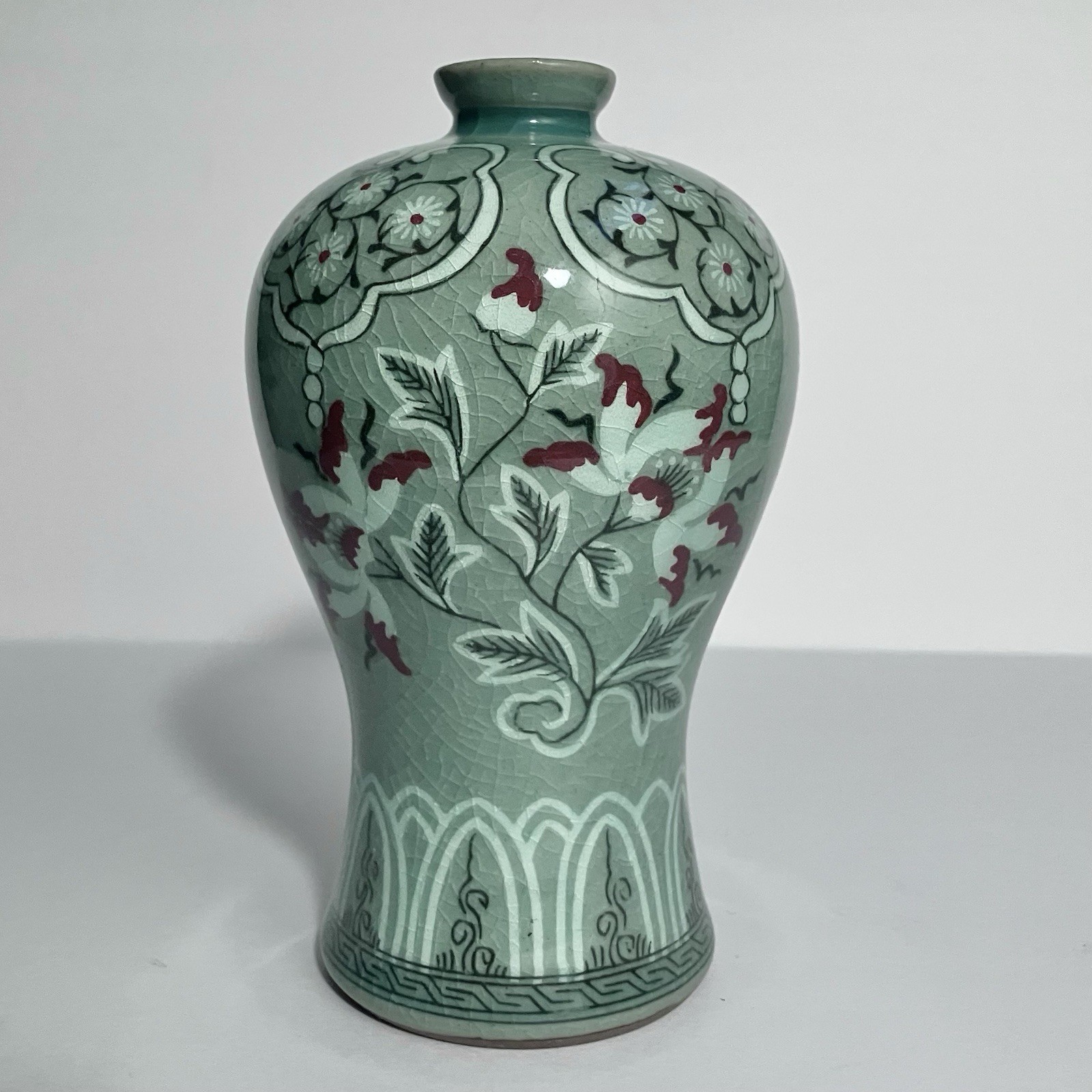 Vintage CELADON KOREAN Sanggam Inlaid MAEBYEONG VASE / Crackle Glaze / SIGNED