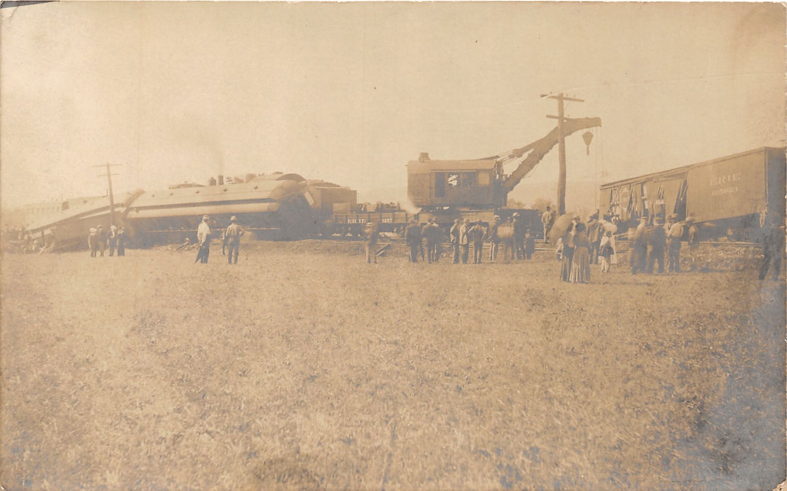 J29/ New York RPPC Postcard c1910 Erie Railroad Wreck Disaster Crane 128