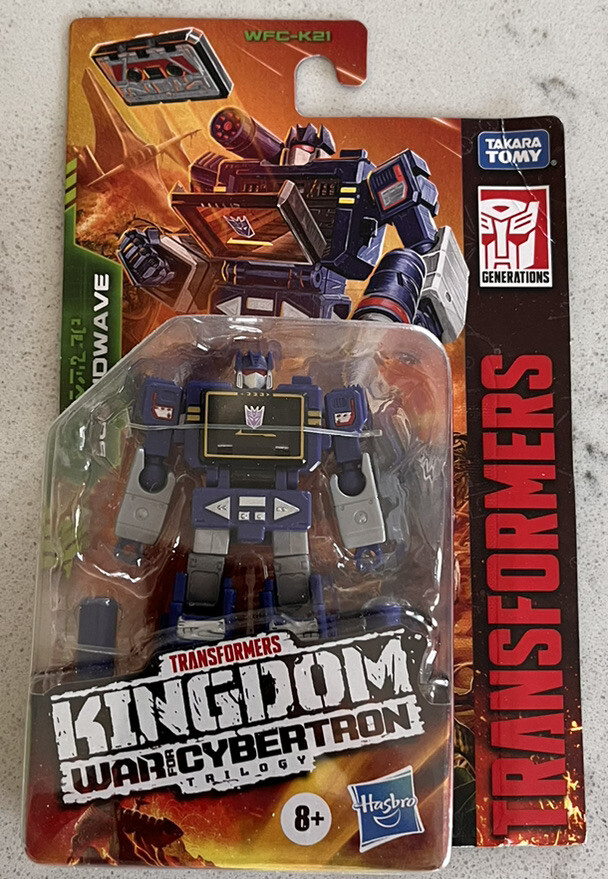 SOUNDWAVE core class TRANSFORMERS kingdom war for cybertron NEW G1 takara tomy