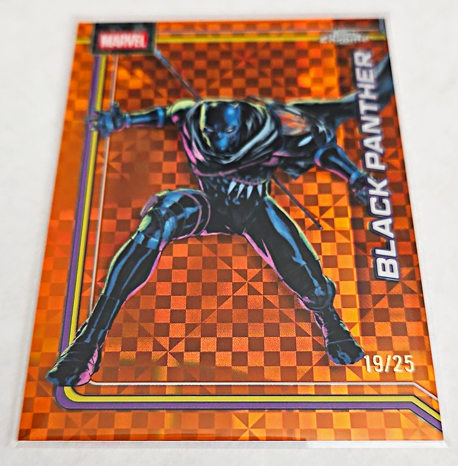 Topps 2022 Marvel Topps Chrome Black Panther #015 Orange Parallel 19/25